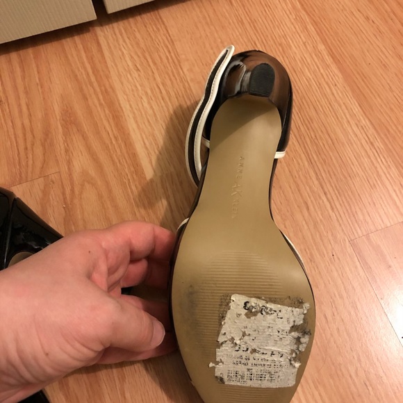 Anne Klein pumps sandals . - Picture 3 of 3